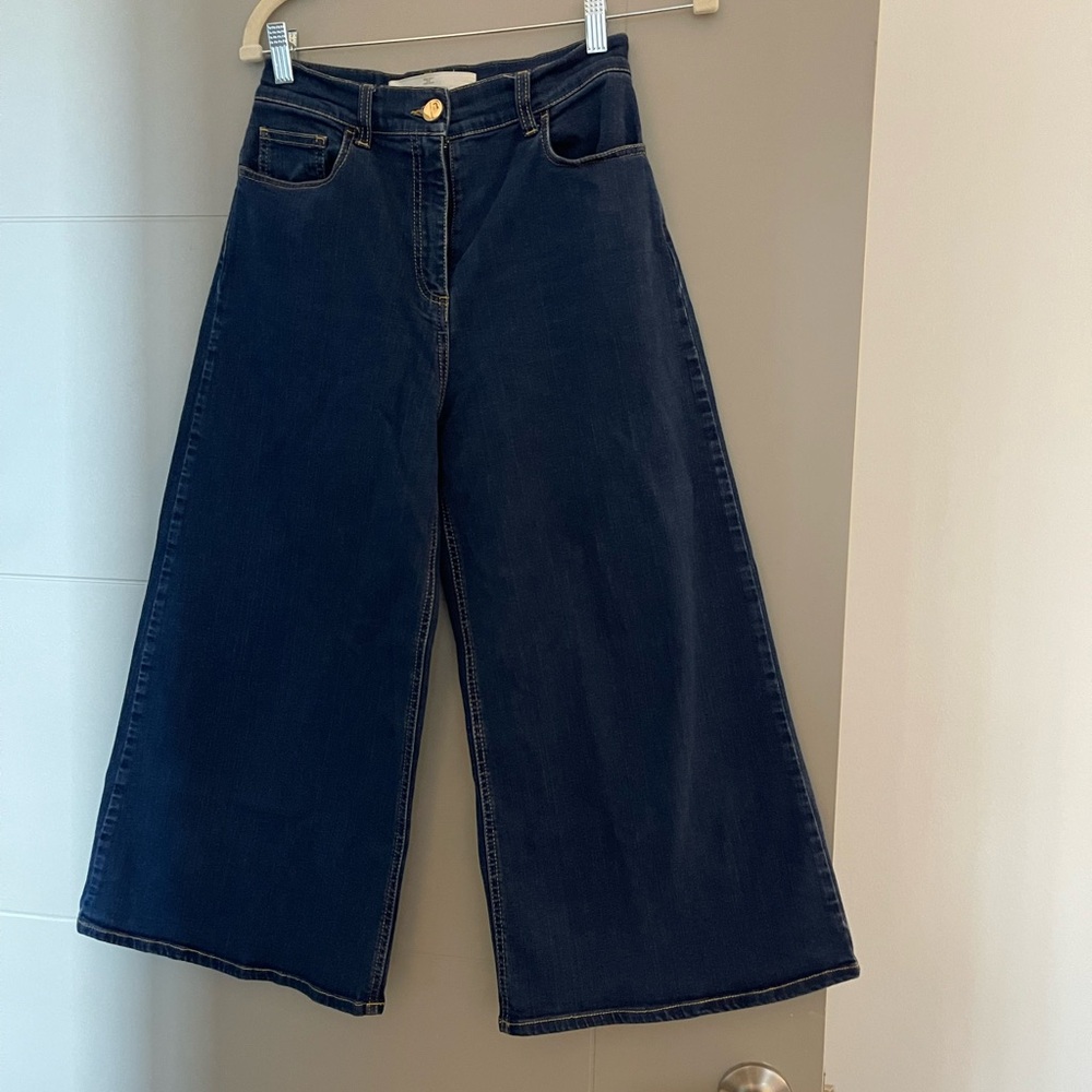 Elegant Navy Wide-Leg Jeans